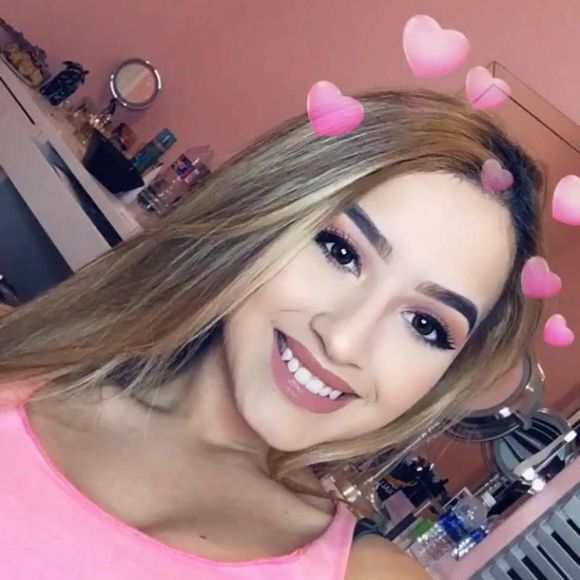 Meet your Posher, Karinna - Picture 1 of 1